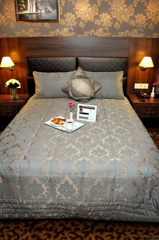 Rhiss Maltepe 4*
