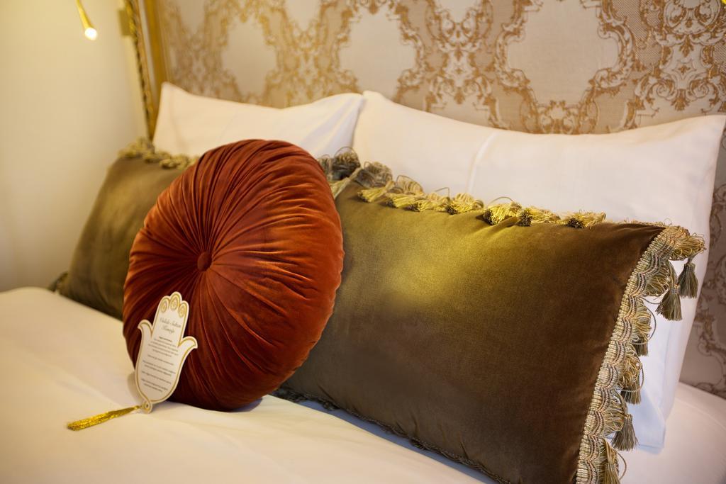 Valide Sultan Konagi Istanbul