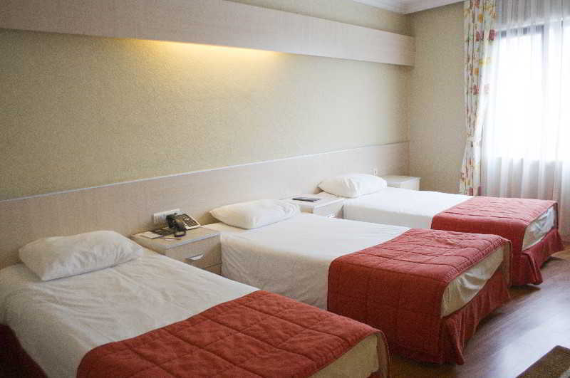 Express Elite Kucukyali 4*