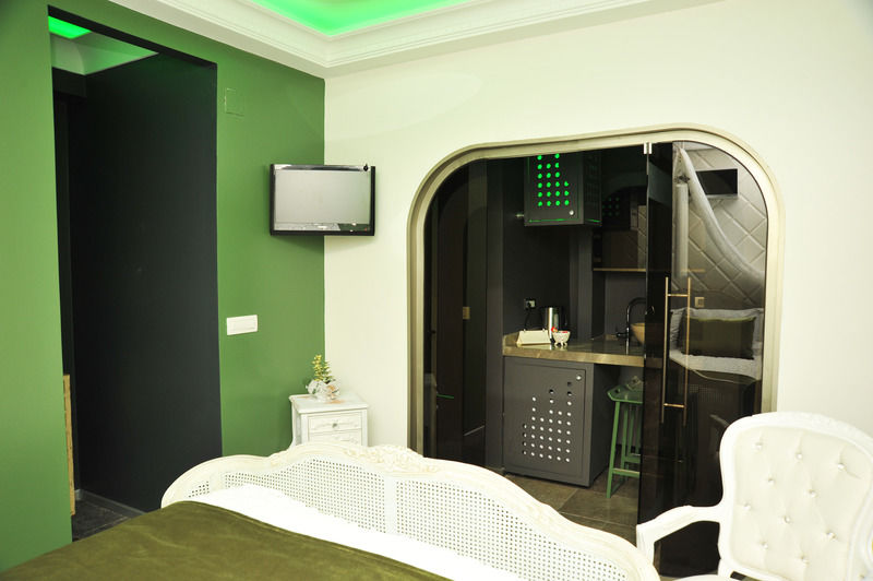 Hotel Mood Design 4*