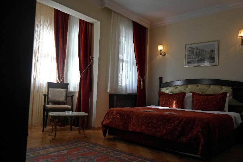 Turquhouse 3*