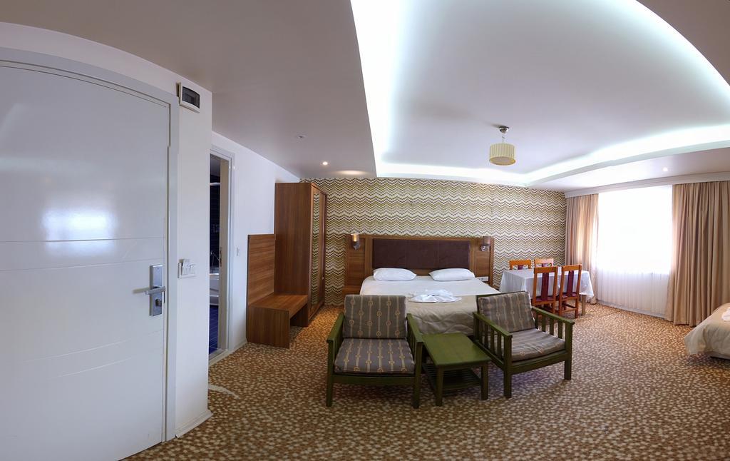 Grand As Hotel Istanbul