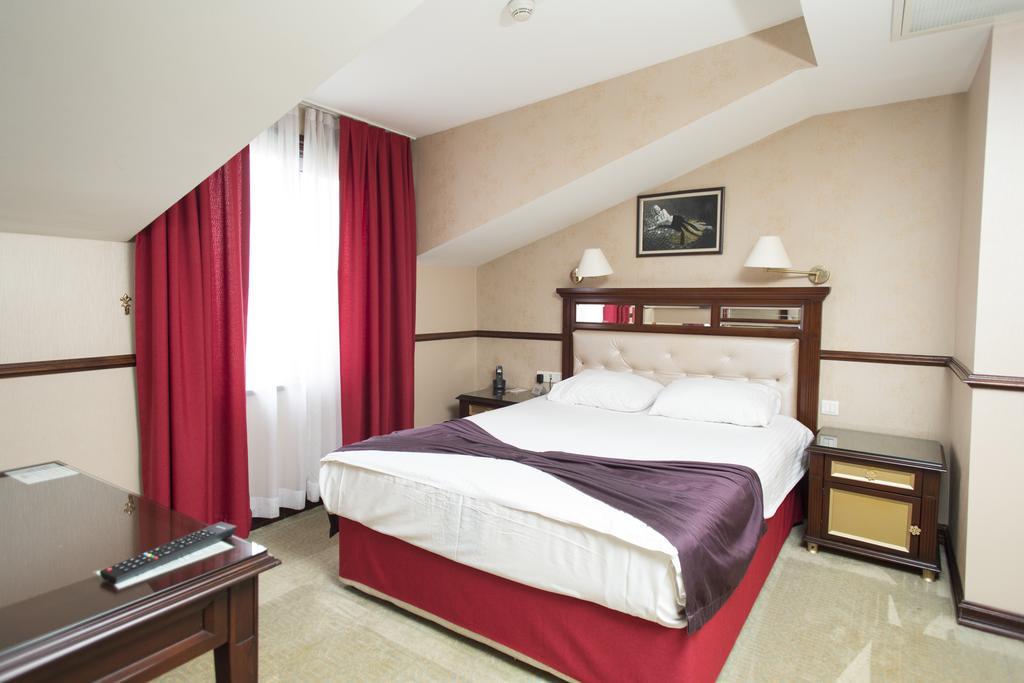 Topkapi Inter Hotel 4*