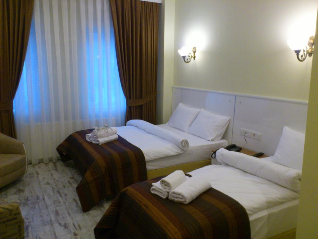 Pera Main Hotel 2*