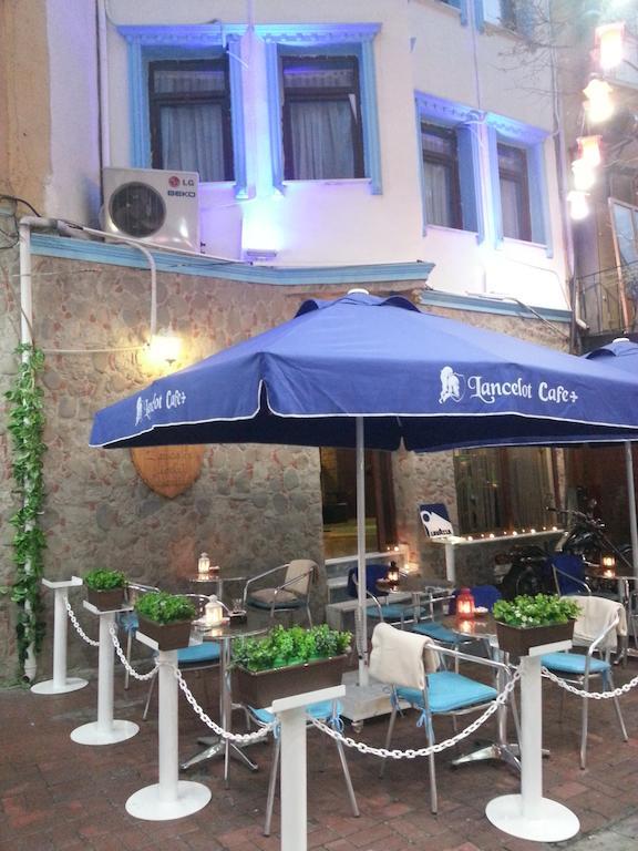 Lancelot Hotel 3*