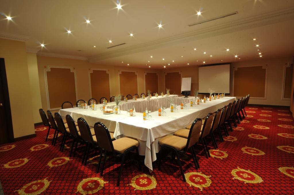 Hotel Adela