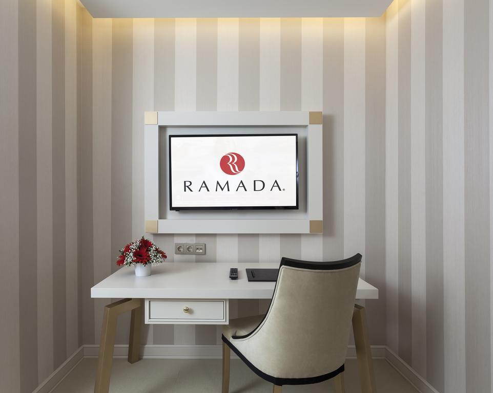 Hotel Ramada & Sisli 4*