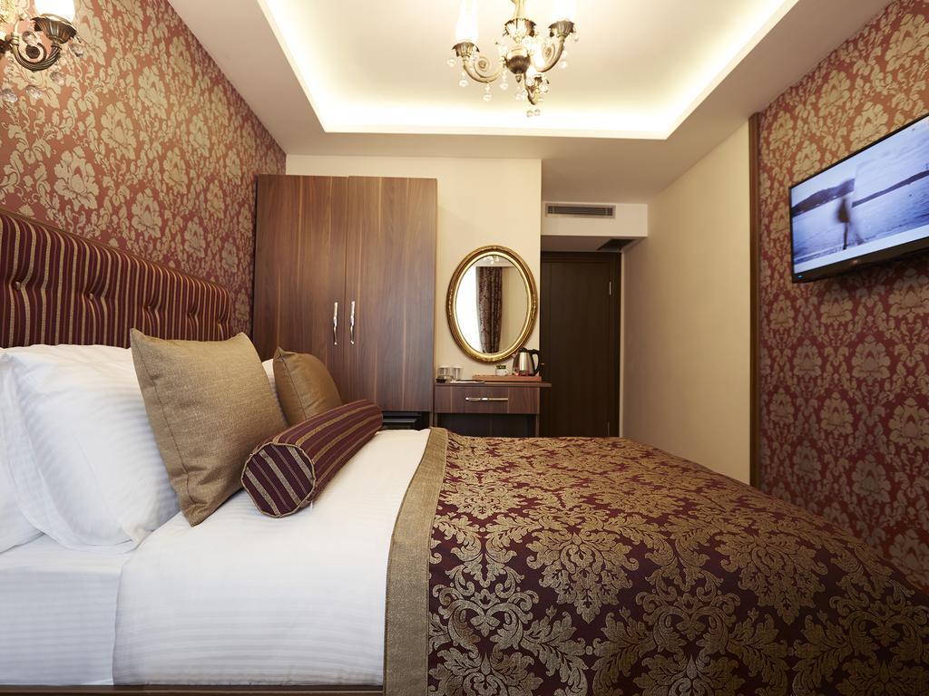 Hotel Marmara Place Old