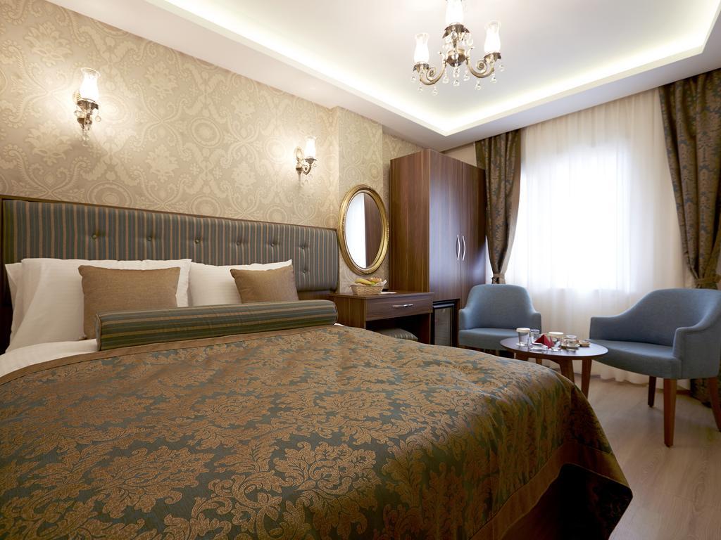 Marmara Place Old Hotel Istanbul