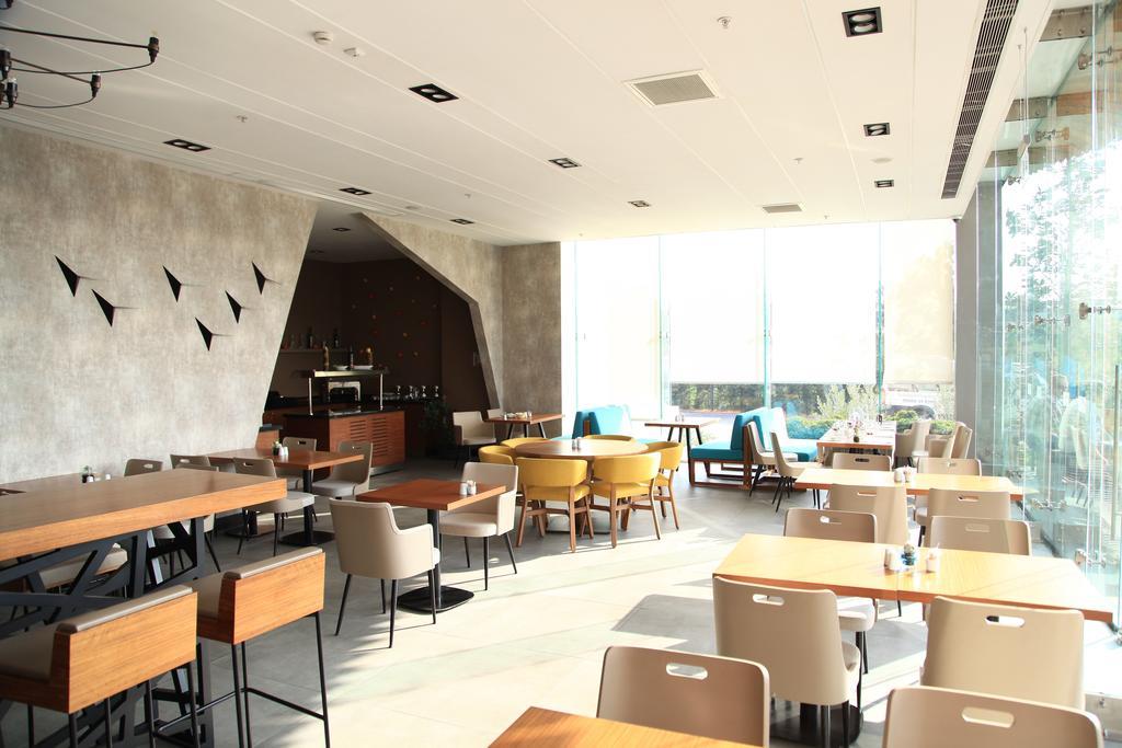 Liv Hotel 3*