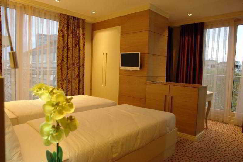 Le Mirage Hotel 4*