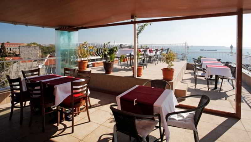Spinel - Old Hotel Istambul