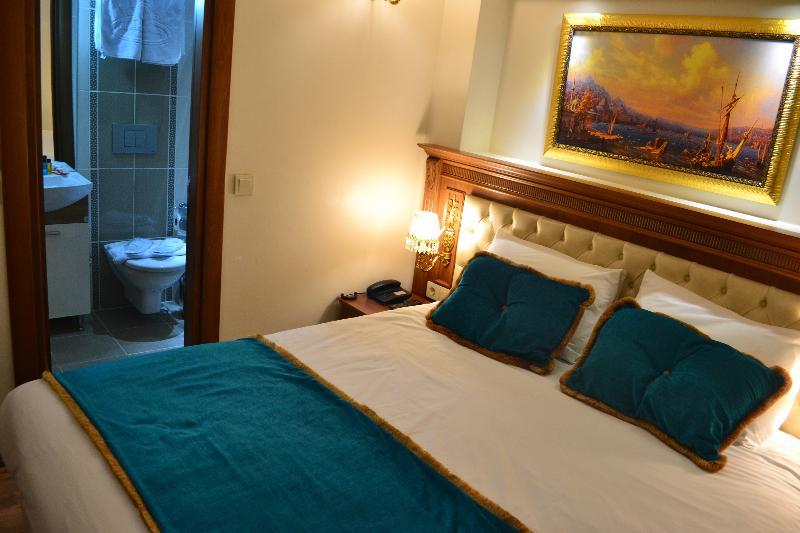 Blue Hotel 3*