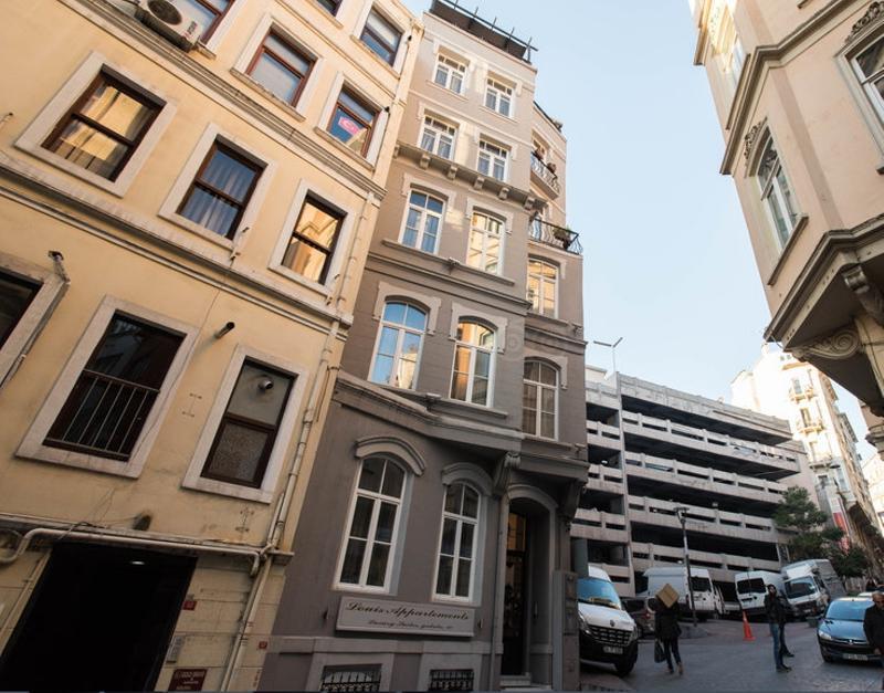 Louis Galata 4*