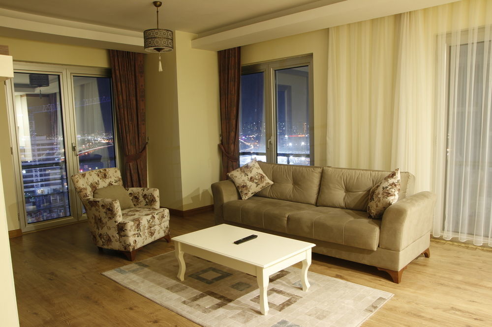 Otel Fly