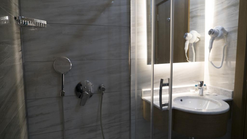 Hotel Yuksel Yenikapi 4*