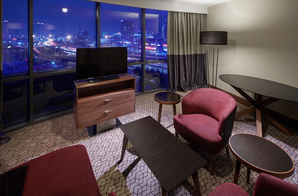 Pullman & Convention Center Hotel