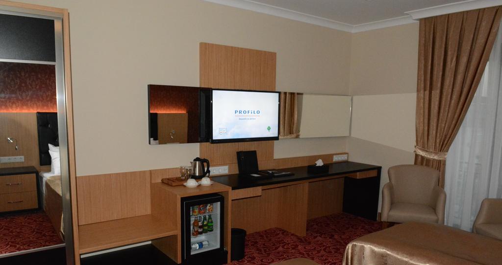 Vois Otel
