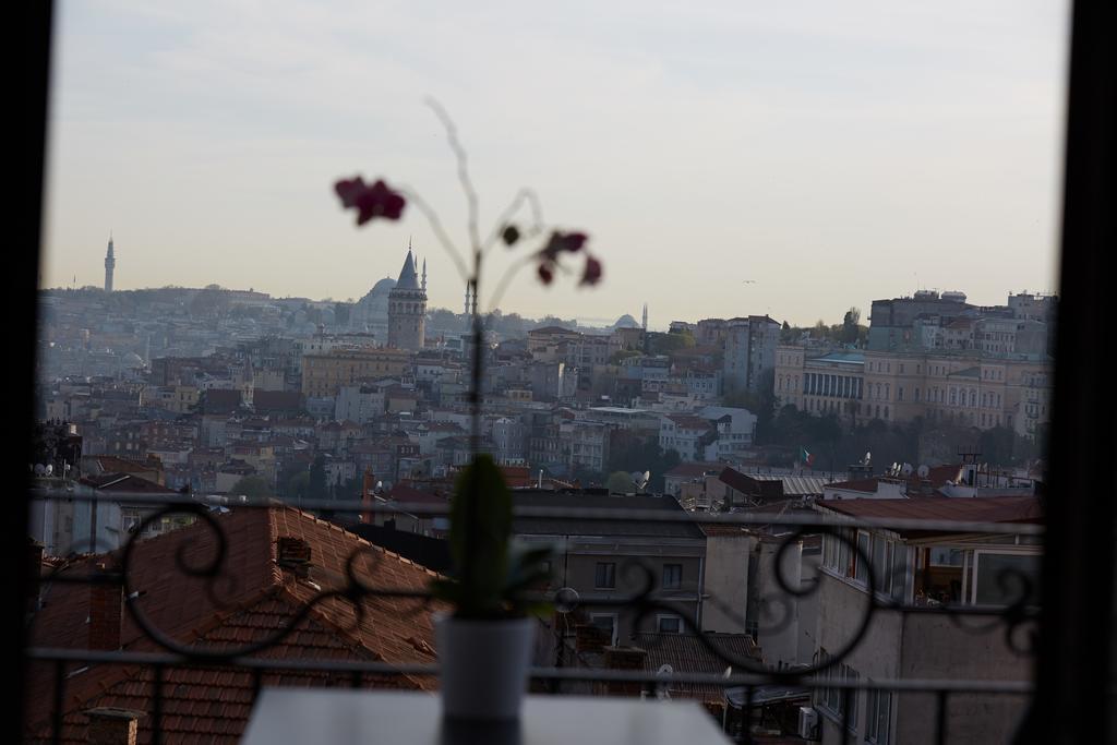 Arart Hotel 3*