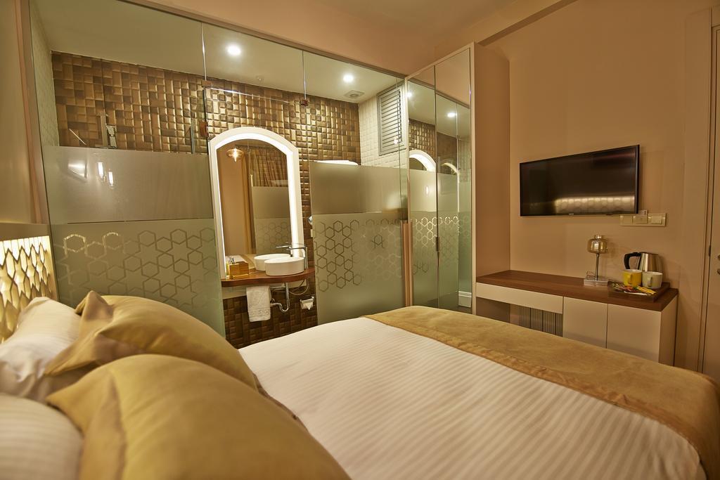 Arart Hotel 3*