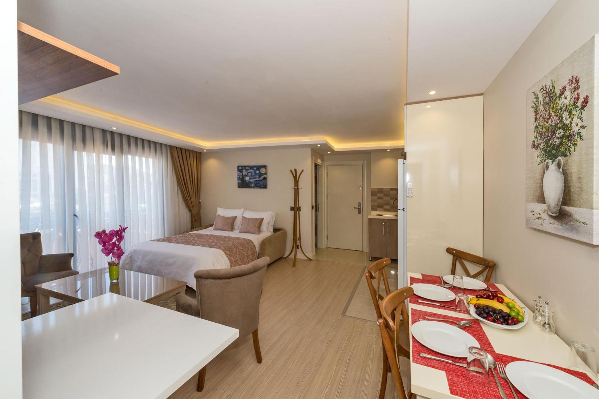 Gen Aparthotel
