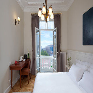 Armada Pera Hotel
