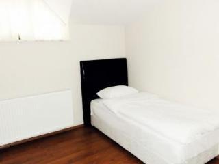 Aparthotel Akin