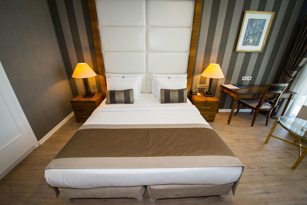 Manesol Fuar Hotel