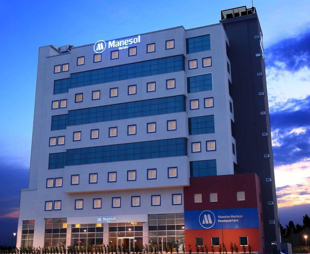 Hotel Manesol Fuar 4*