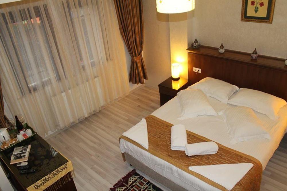 Elisa Hotel Bed & Breakfast