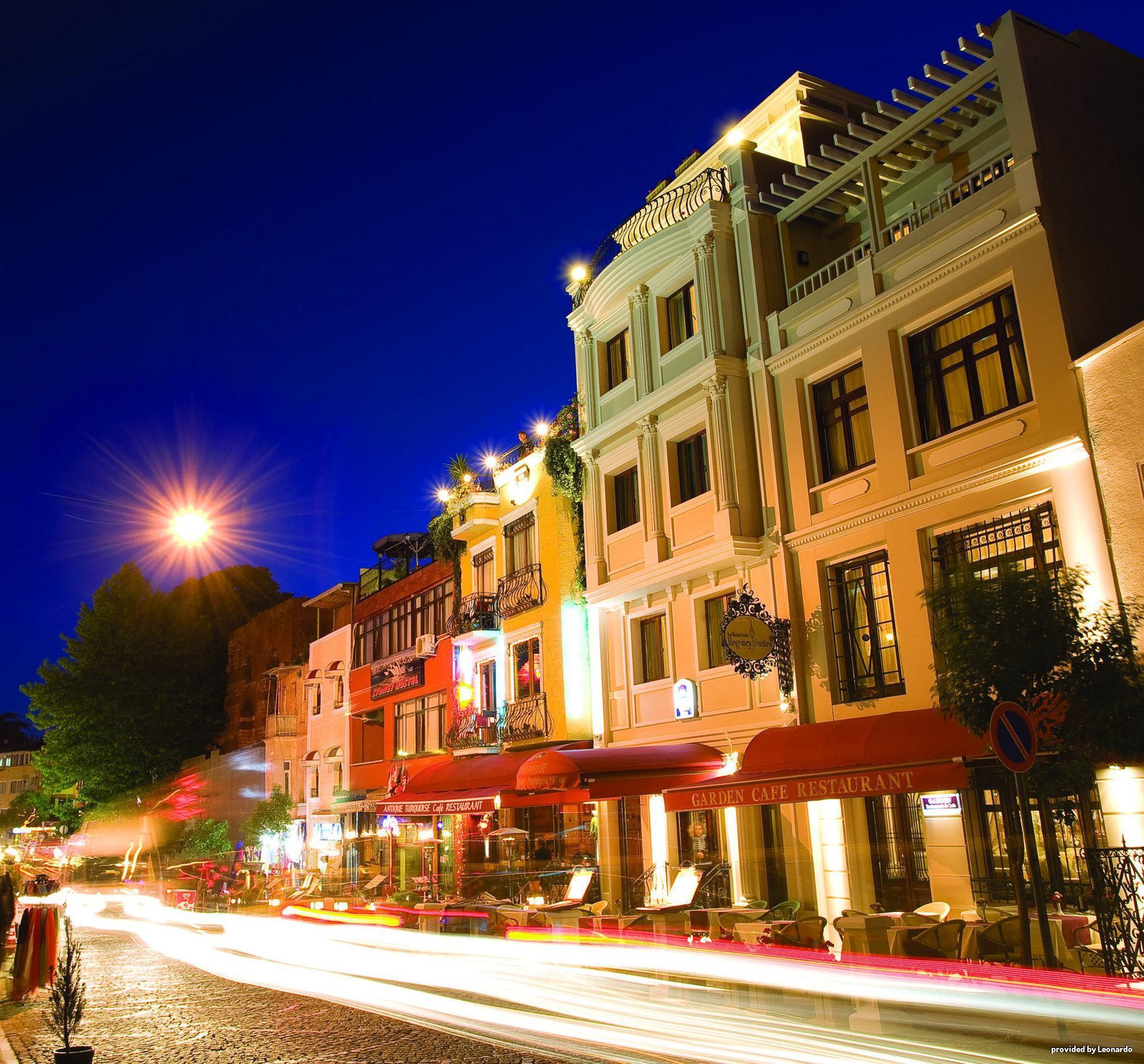 Hotel Glk Premier Regency & 3*