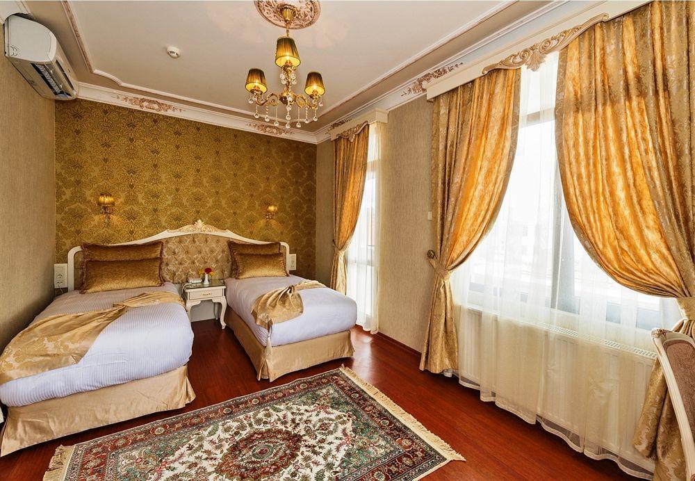 Enderun Hotel 4*