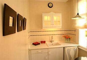 Sari Hotel 4*
