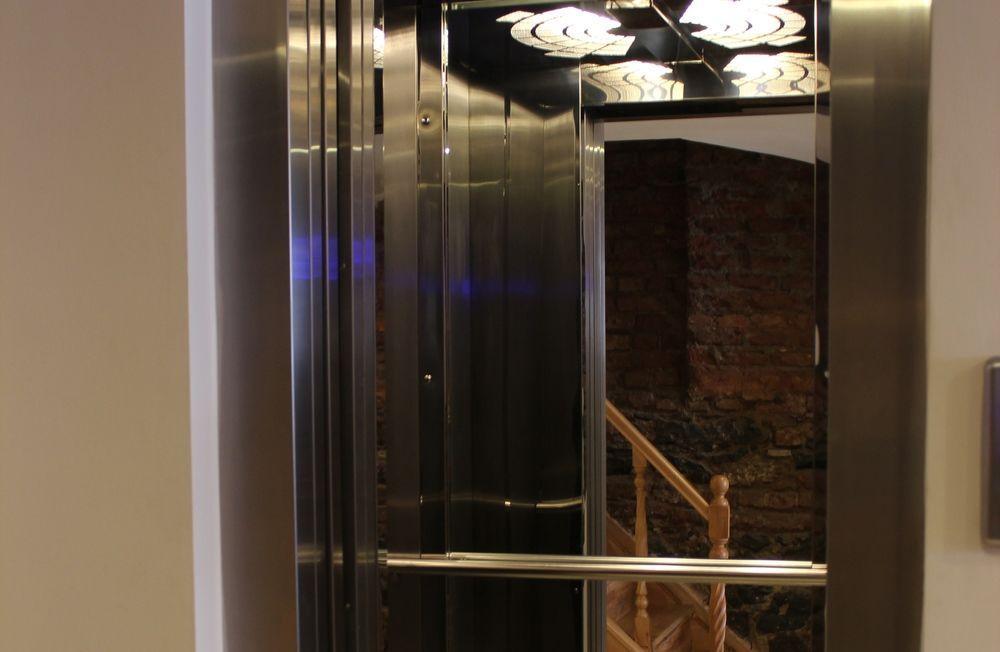 Pera Main Hotel 2*