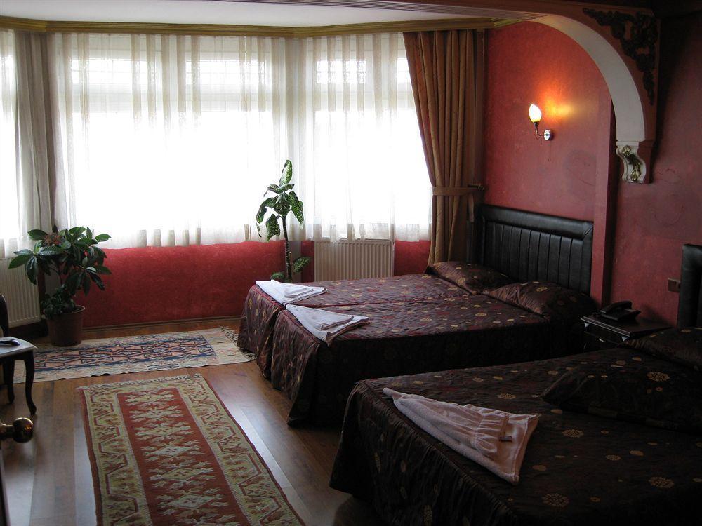 Abella Hotel 3*
