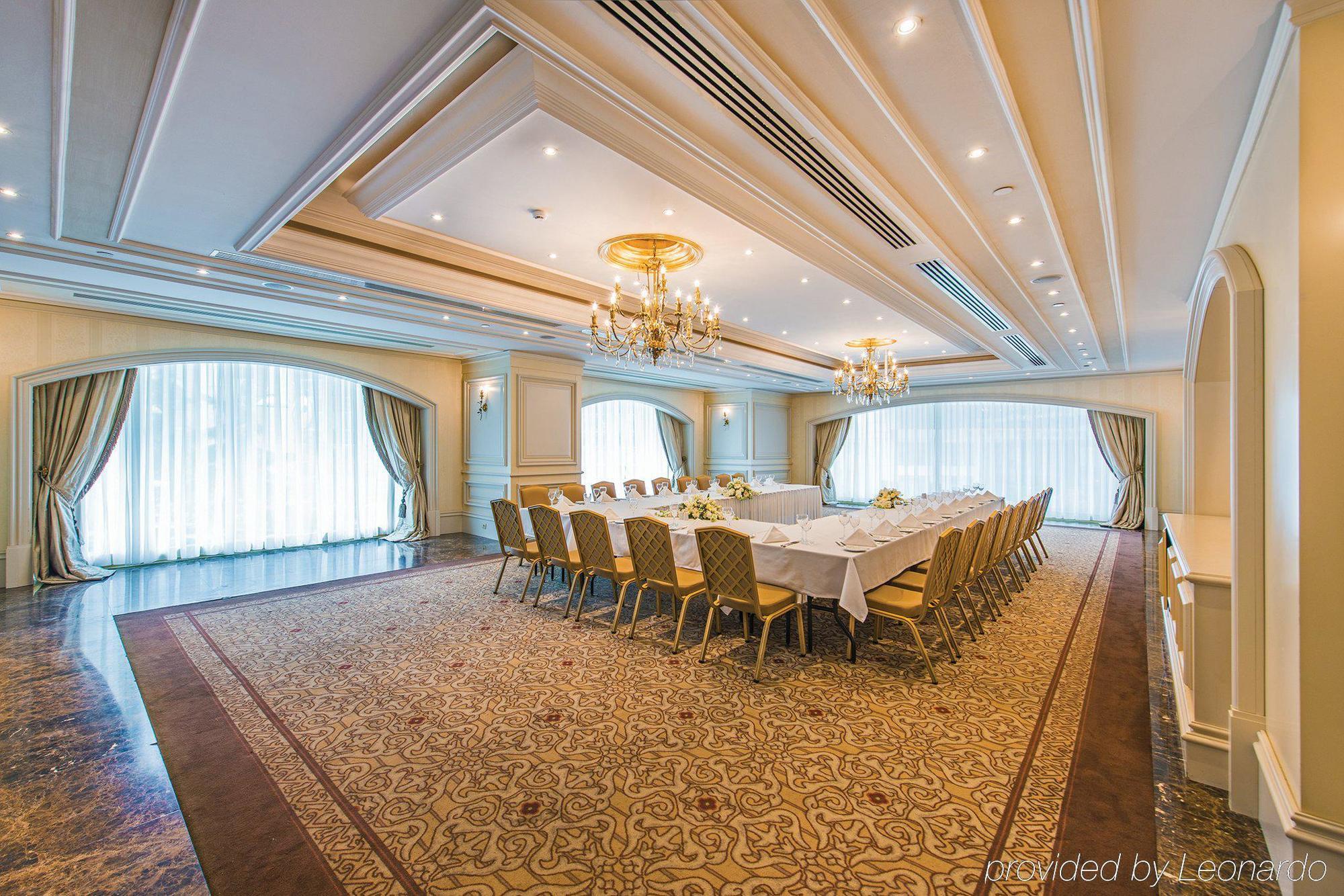 Hotel Elite World Taksim 5*