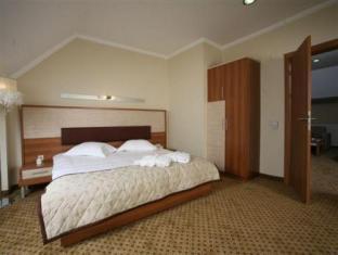 The Hera Premium Hotel 4*