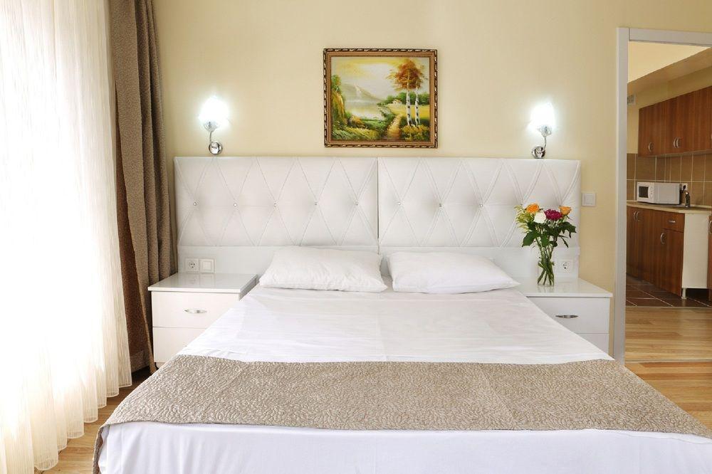 Hotel Ekim 3*