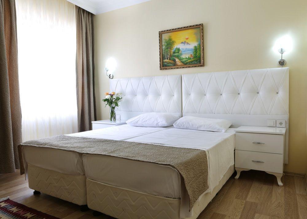 Hotel Ekim 3*