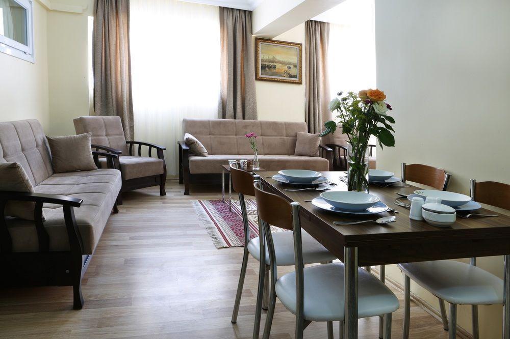 Ekim Hotel 3*
