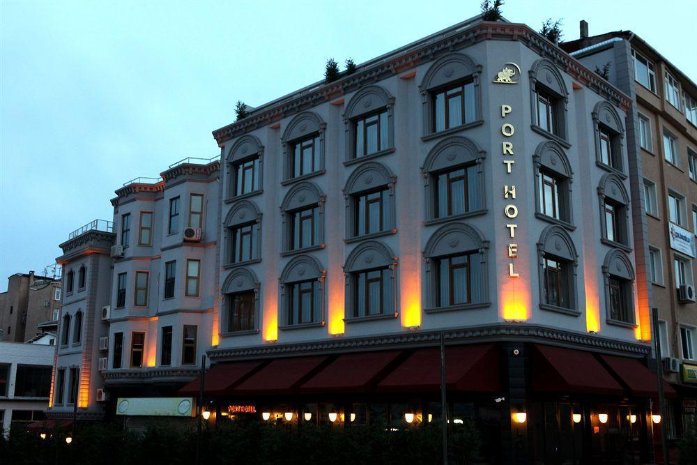 Hotel Aly Port 3*