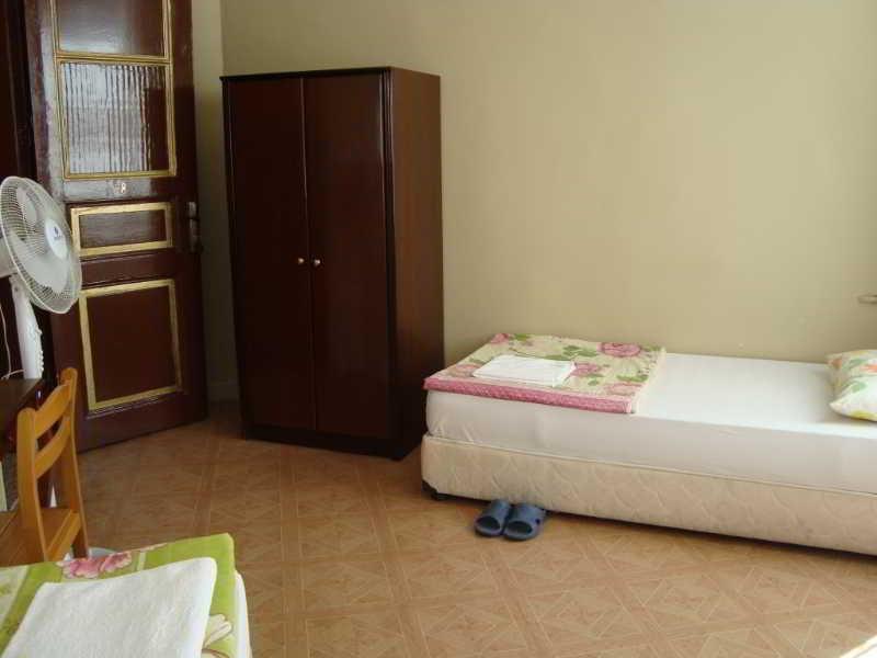 Hotel Yeni 2*