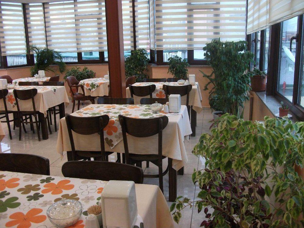 Otel Emos