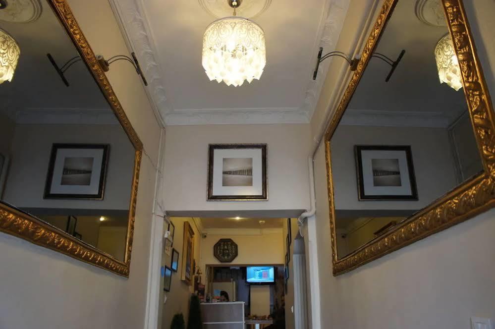 Valeo Hotel