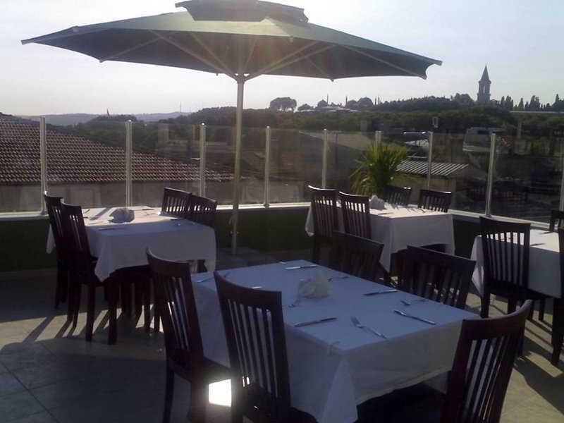 Hotel Kafkas 3*