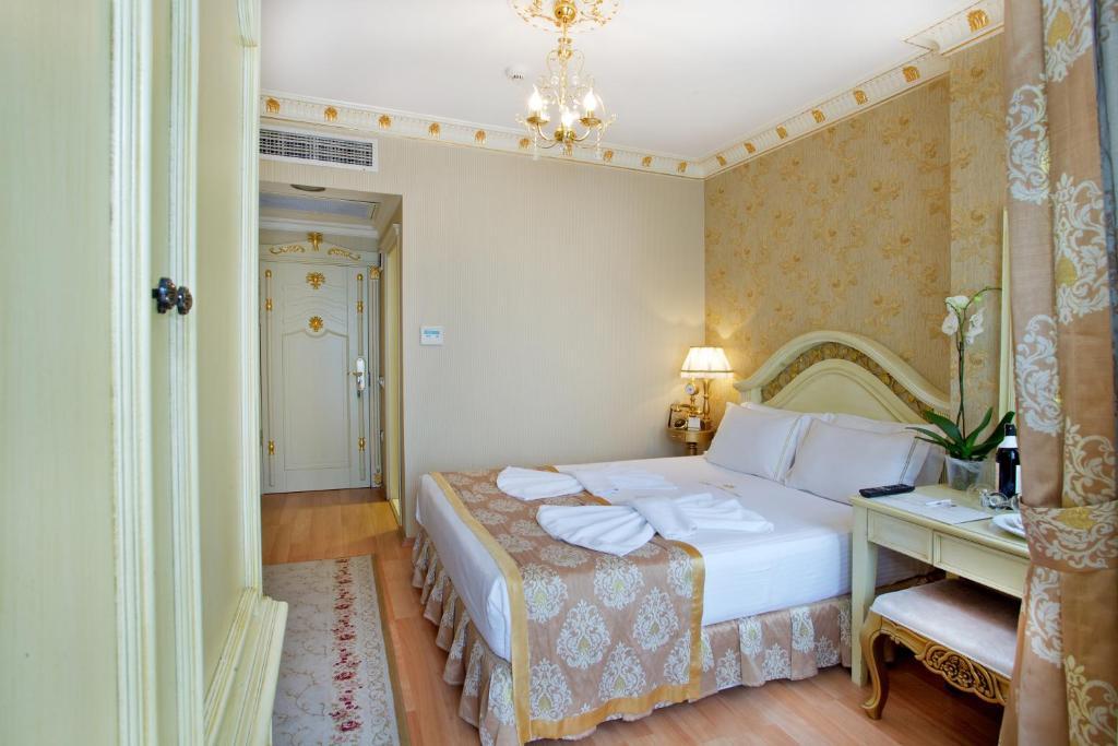 Hotel White House