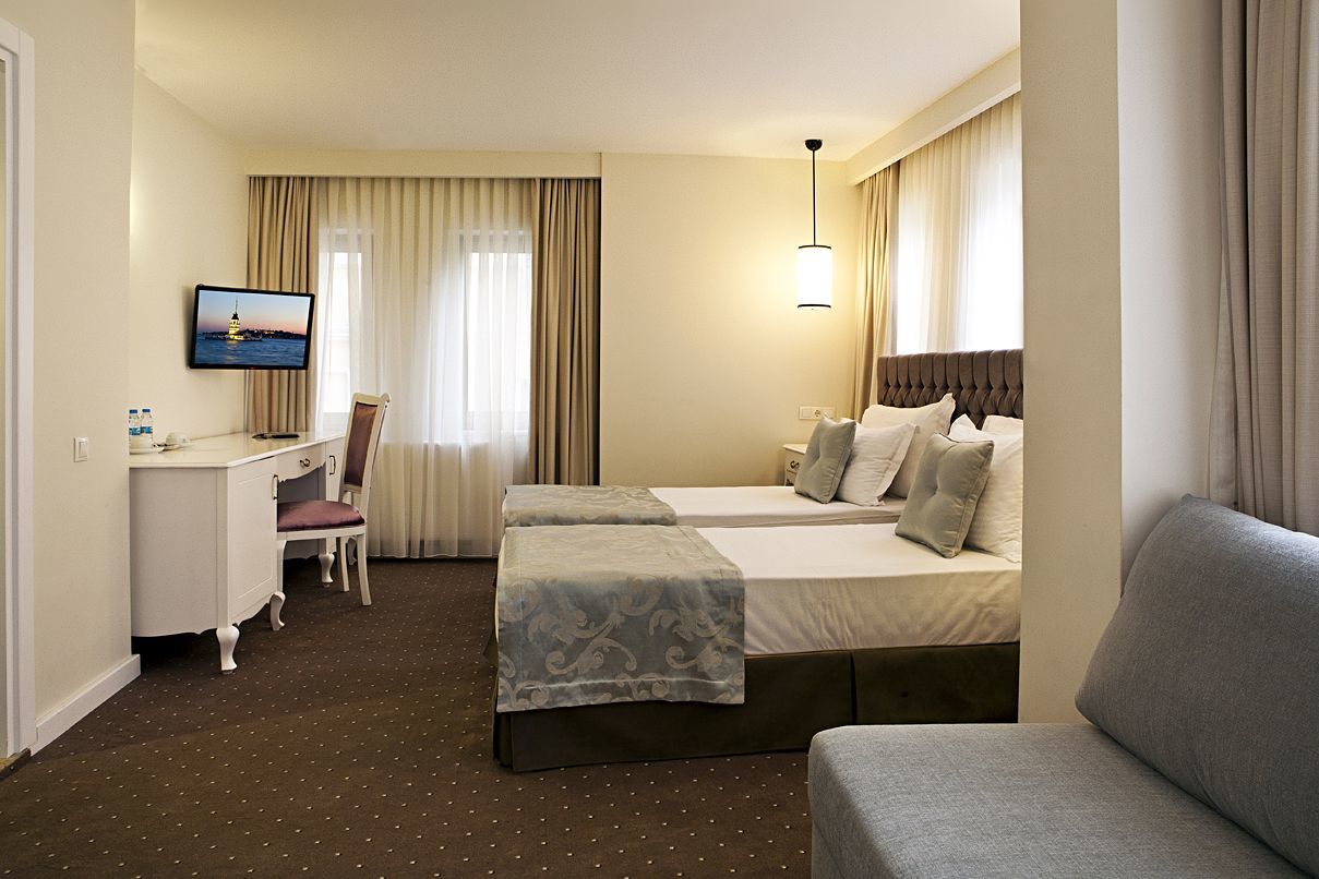Hotel Taximtown 4*