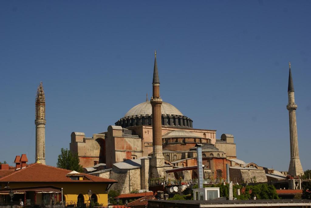 Guest house Metropolis &