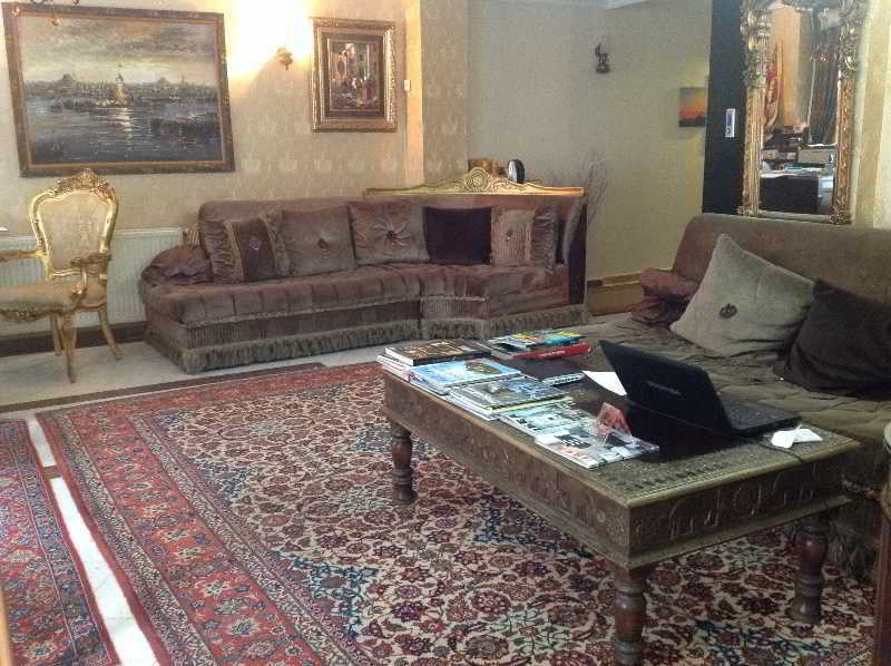 Hotel Grand Ambiance