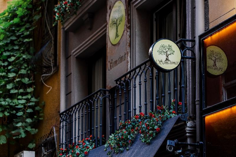 Sometimes Taksim Hotel 3*